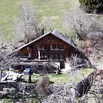 Horská chata Paradise View - 5 Bedroom Gstaad Paradise View With Outdoor Jacuzzi Rougemont