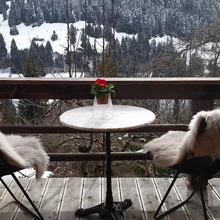 Paradise View - 5 Bedroom Gstaad Paradise View With Outdoor Jacuzzi 木屋 Rougemont