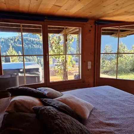 Paradise View - 5 Bedroom Gstaad Paradise View With Outdoor Jacuzzi Rougemont