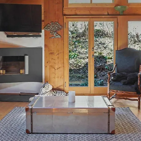 シャレー Paradise View - 5 Bedroom Gstaad Paradise View With Outdoor Jacuzzi ルージュモン