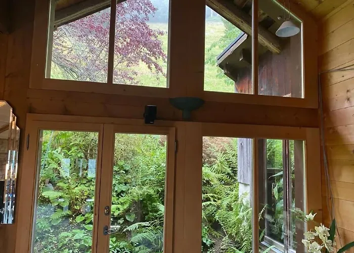 Paradise View - 5 Bedroom Gstaad Paradise View Chalet With Outdoor Jacuzzi