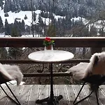 Paradise View - 5 Bedroom Gstaad Paradise View Chalet With Outdoor Jacuzzi Chalé Rougemont