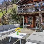 Paradise View - 5 Bedroom Gstaad Paradise View With Outdoor Jacuzzi 샬레 *