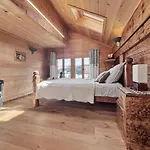 Paradise View - 5 Bedroom Gstaad Paradise View With Outdoor Jacuzzi Rougemont