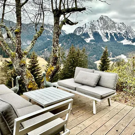 Paradise View - 5 Bedroom Gstaad Paradise View With Outdoor Jacuzzi 샬레