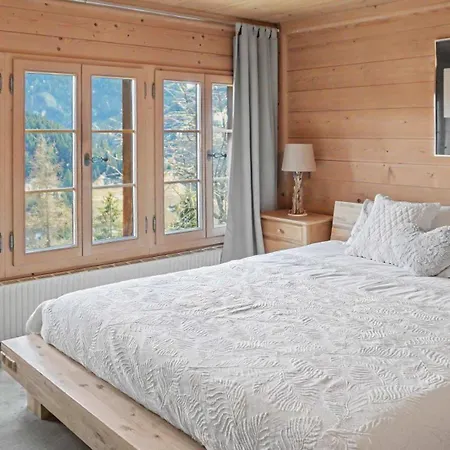 Paradise View - 5 Bedroom Gstaad Paradise View With Outdoor Jacuzzi Dağ evi *