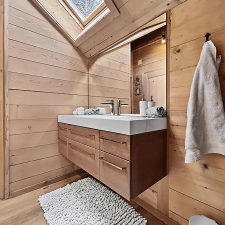 Dağ evi Paradise View - 5 Bedroom Gstaad Paradise View With Outdoor Jacuzzi Rougemont